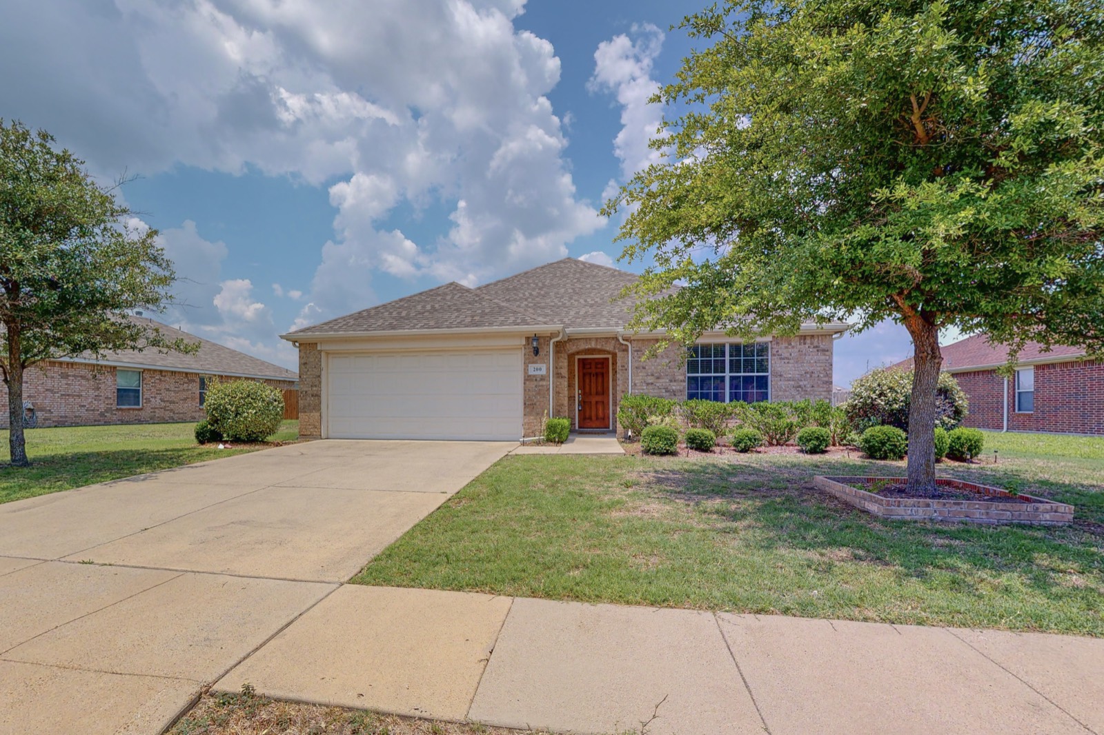200 Cookston Ln, Royse City, TX