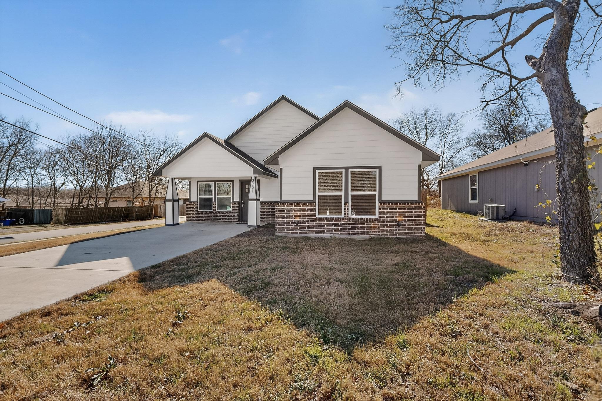 Photo of 3701 Spencer Street, Greenville, TX