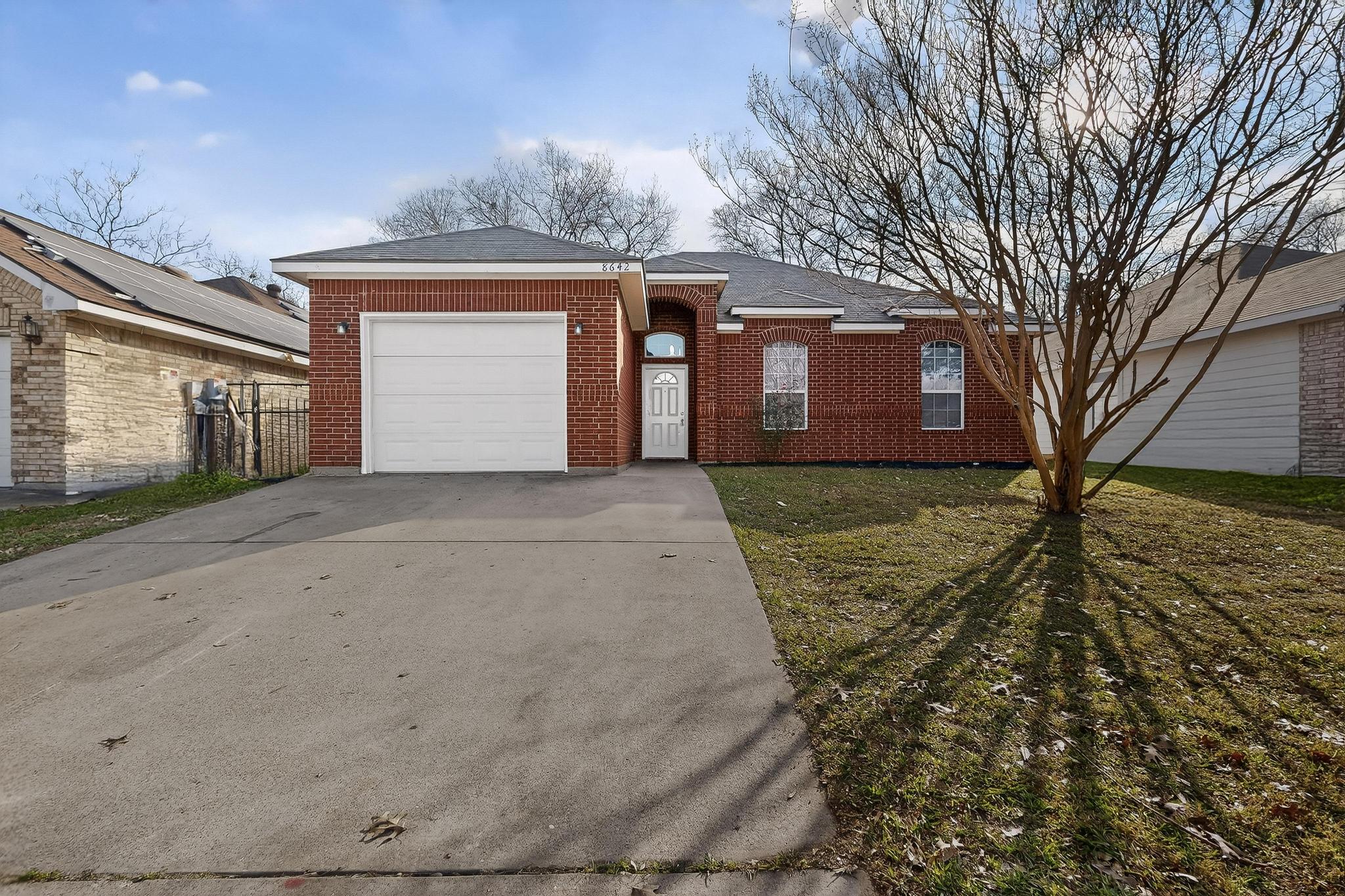 Photo of 8642 Torreon Court, Dallas, TX