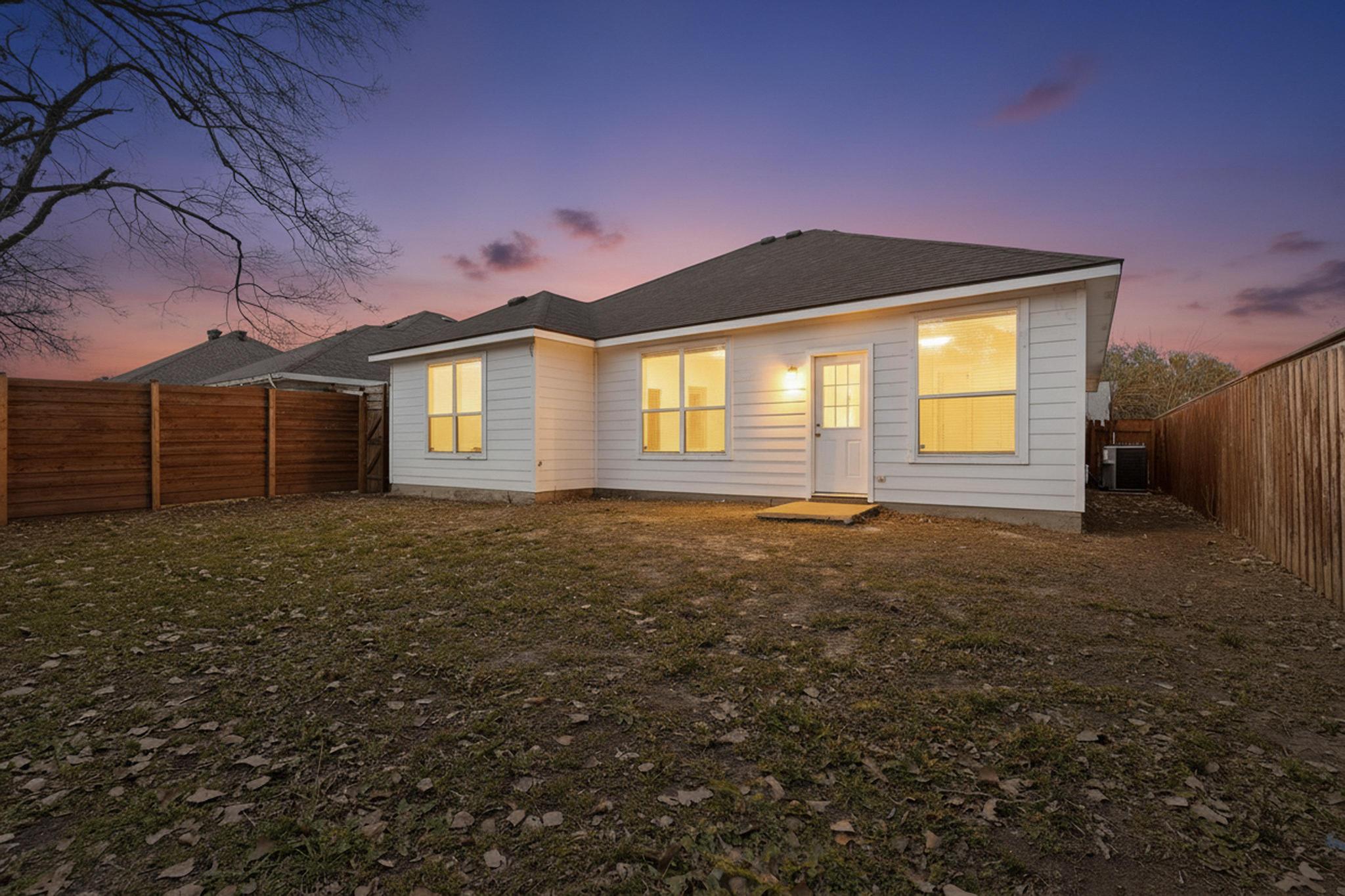 Photo of 8642 Torreon Court, Dallas, TX