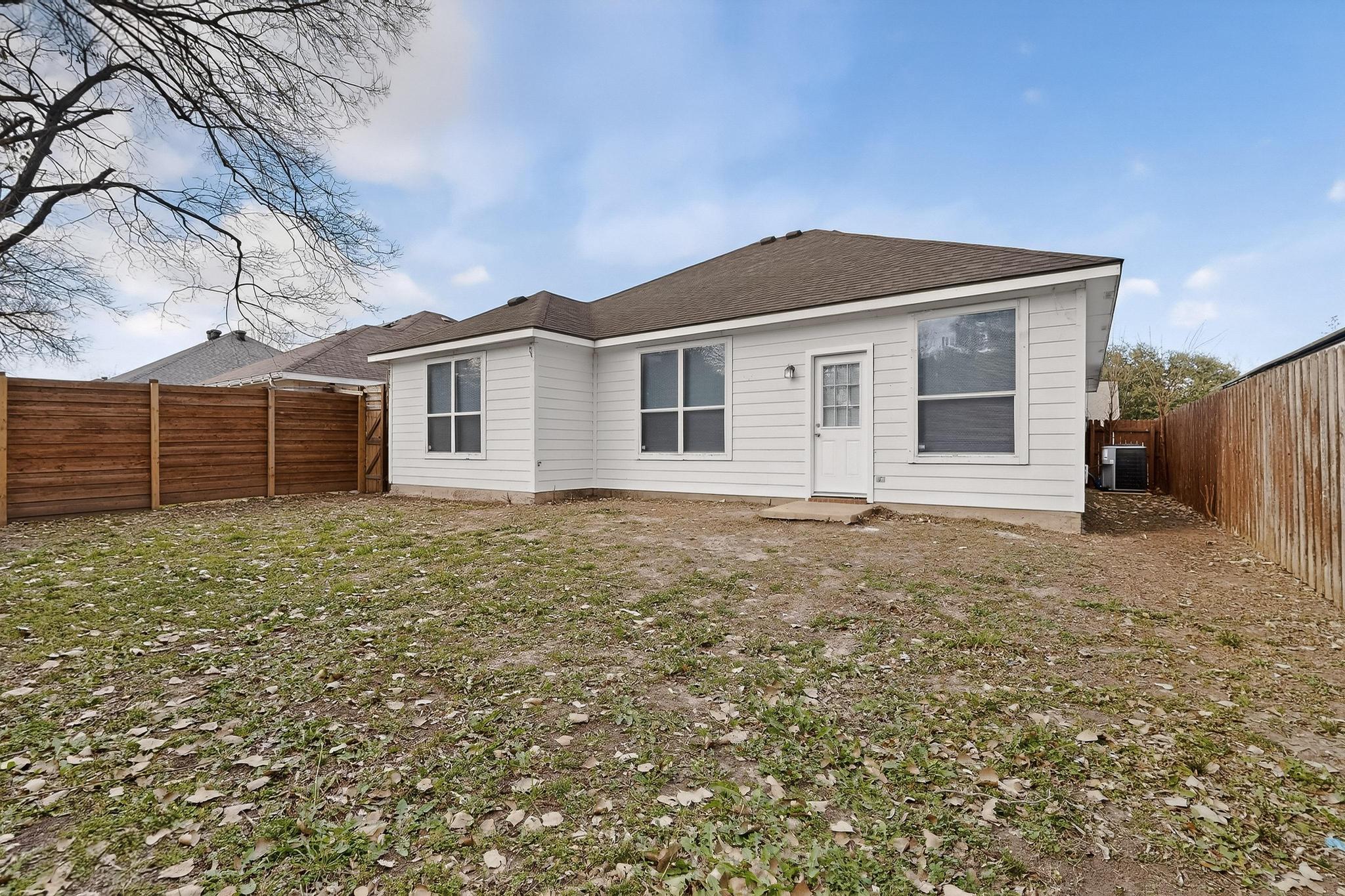 Photo of 8642 Torreon Court, Dallas, TX