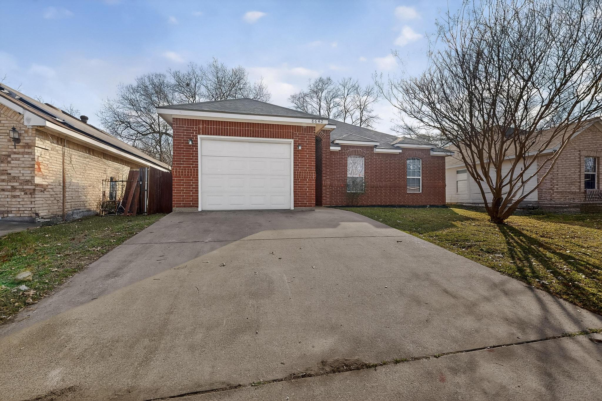 Photo of 8642 Torreon Court, Dallas, TX